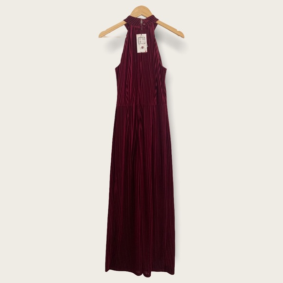 THML Red velvet high-neck jumpsuit NWT - Picture 4 of 4